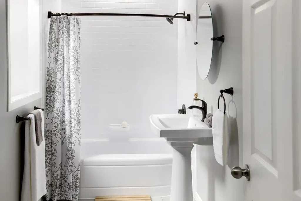 Shower Remodeling<br />
